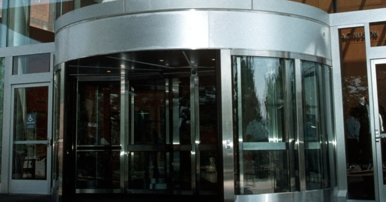 [Movie explained] The Science Behind “TENET”: Time Reversal and ...